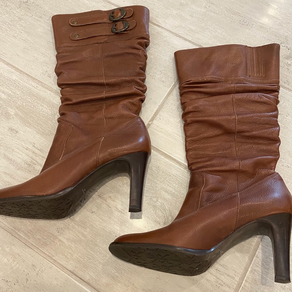 Matisse super flattering slouch boots